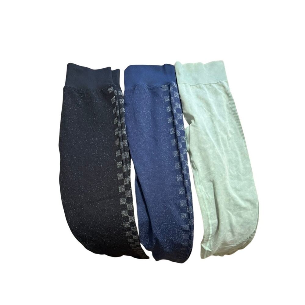 Set of 3 Victoria's Secret PINK Women's Leggings - Size Medium